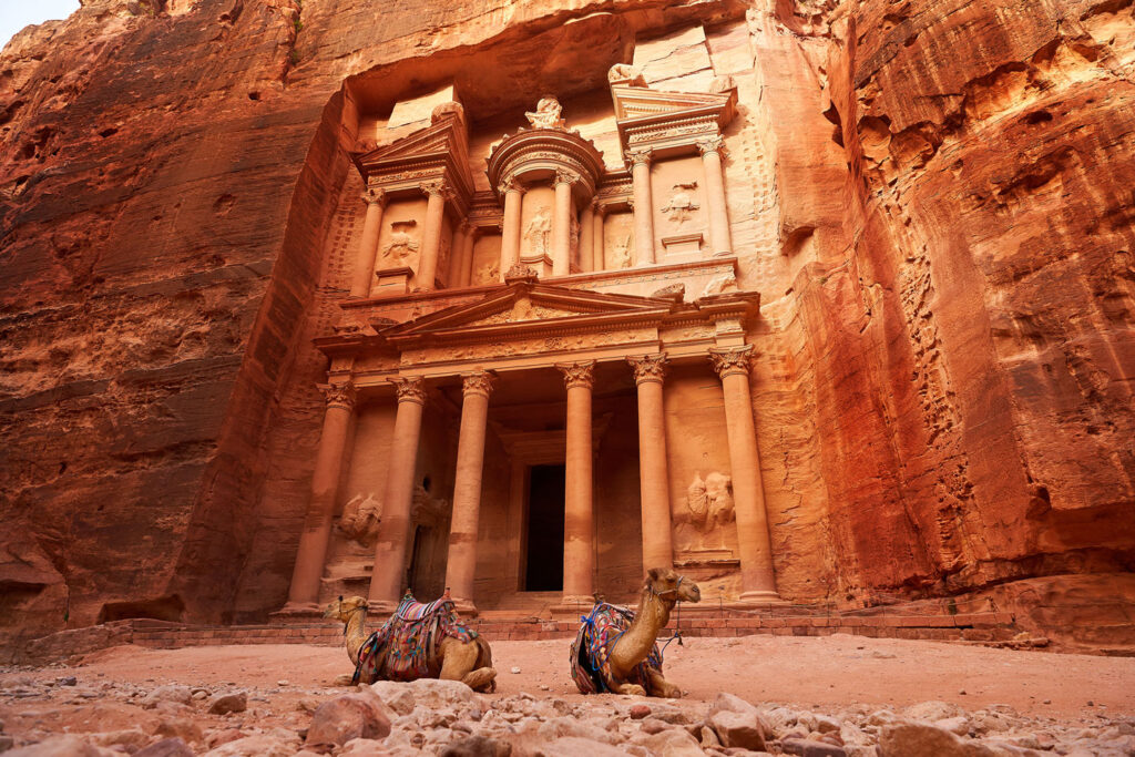 nbts-viaggi-giordania-petra-cammelli
